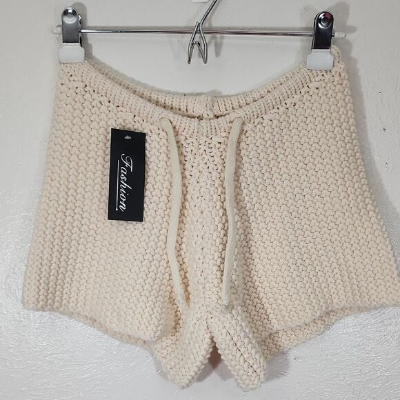 unknown Pants - Cream Knit Boho Beachy Women's Shorts With Drawstring Size S/M NWT